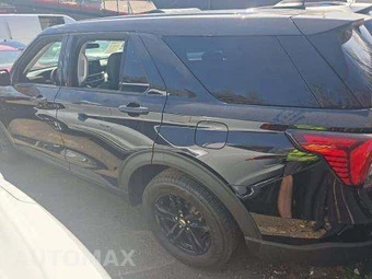 2025 Ford Explorer Active - miniatura 2