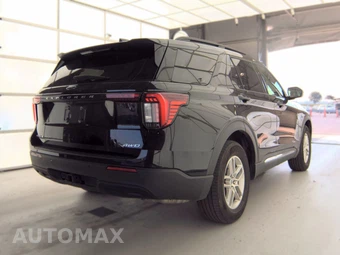 2025 Ford Explorer Active - miniatura 5