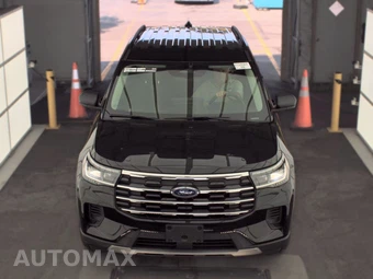 2025 Ford Explorer Active - miniatura 2