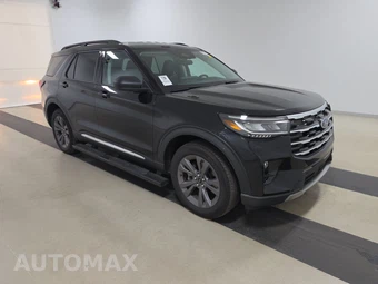 2025 Ford Explorer Active - miniatura 3