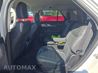 2025 Ford Explorer Active - miniatura 13