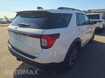 2025 Ford Explorer Active - miniatura 4
