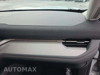 2025 Ford Explorer Active - miniatura 17