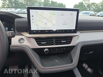 2025 Ford Explorer Active - miniatura 7