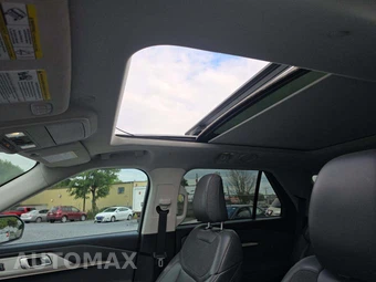 2025 Ford Explorer Active - miniatura 8