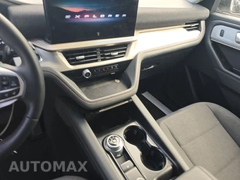 2025 Ford Explorer Active - miniatura 11