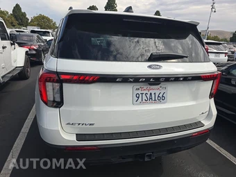 2025 Ford Explorer Active - miniatura 5