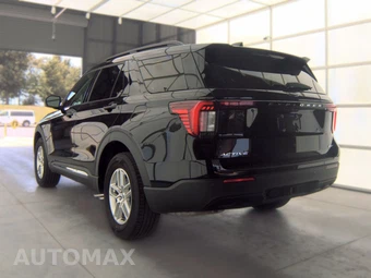 2025 Ford Explorer Active - miniatura 8