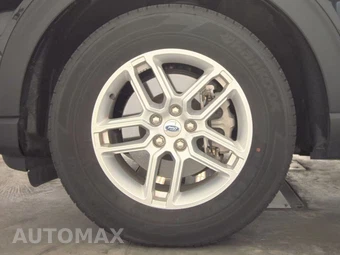 2025 Ford Explorer Active - miniatura 9