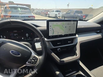2025 Ford Explorer Active - miniatura 11