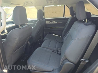 2025 Ford Explorer Active - miniatura 13