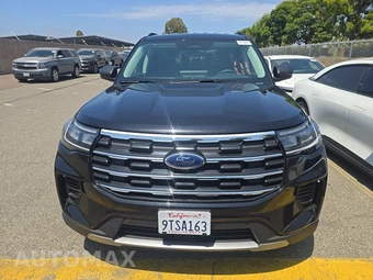 2025 Ford Explorer Active - miniatura 2