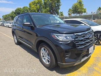 2025 Ford Explorer Active - miniatura 3