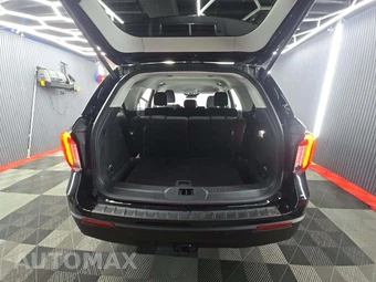 2025 Ford Explorer Active - miniatura 12