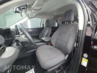 2025 Ford Explorer Active - miniatura 3