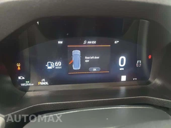 2025 Ford Explorer Active - miniatura 6