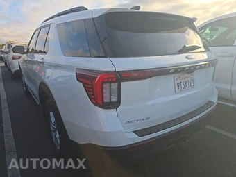 2025 Ford Explorer Active - miniatura 6