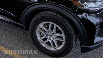 2025 Ford Explorer Active - miniatura 8