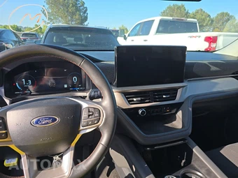 2025 Ford Explorer Active - miniatura 11