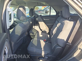 2025 Ford Explorer Active - miniatura 13
