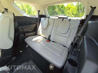 2025 Ford Explorer Active - miniatura 11