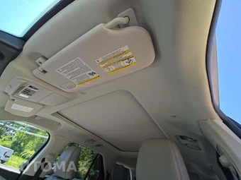 2025 Ford Explorer Active - miniatura 8