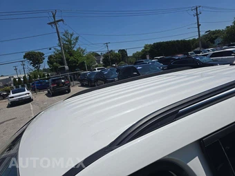 2025 Ford Explorer Active - miniatura 12