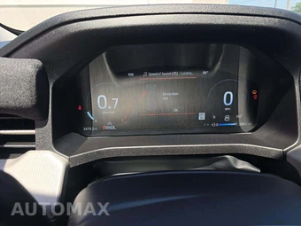 2025 Ford Explorer Active - miniatura 9