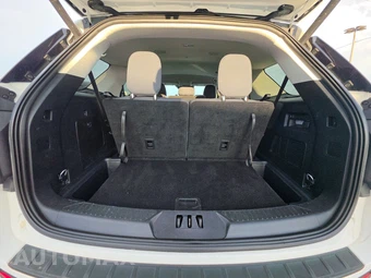 2025 Ford Explorer Active - miniatura 24