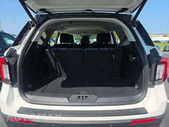 2025 Ford Explorer Active - miniatura 15