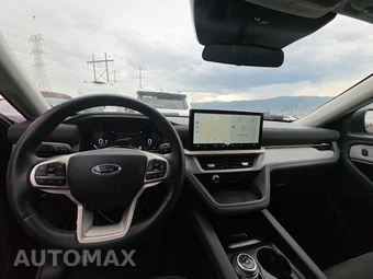 2025 Ford Explorer Active - miniatura 11