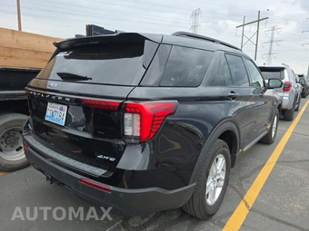 2025 Ford Explorer Active - miniatura 4