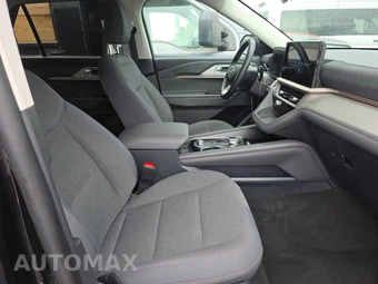 2025 Ford Explorer Active - miniatura 8