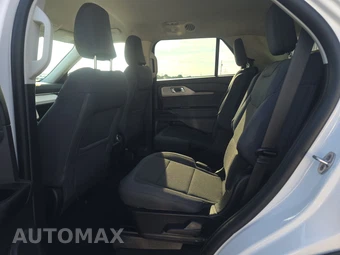 2025 Ford Explorer Active - miniatura 13