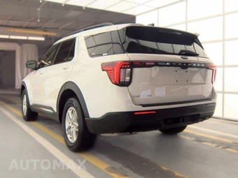 2025 Ford Explorer Active - miniatura 6