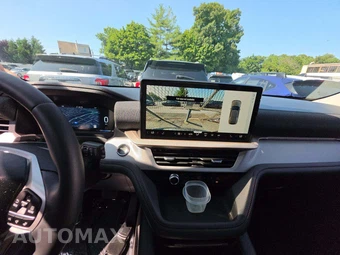 2025 Ford Explorer Active - miniatura 10