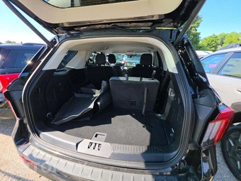 2025 Ford Explorer Active - miniatura 15