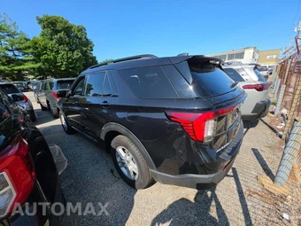 2025 Ford Explorer Active - miniatura 2
