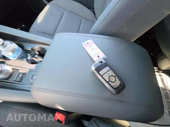 2025 Ford Explorer Active - miniatura 8