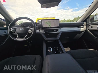 2025 Ford Explorer Active - miniatura 17