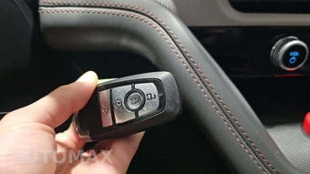 2025 Ford Explorer Active - miniatura 25