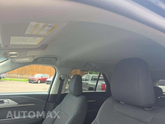 2025 Ford Explorer Active - miniatura 8