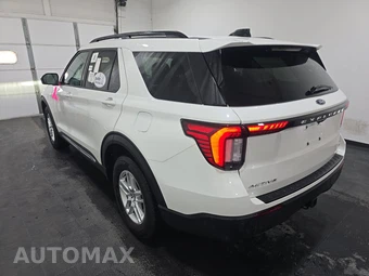 2025 Ford Explorer Active - miniatura 6