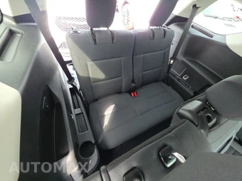 2025 Ford Explorer Active - miniatura 20