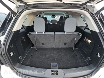 2025 Ford Explorer Active - miniatura 23