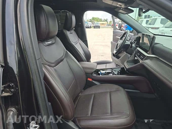 2025 Ford Explorer Platinum - miniatura 16