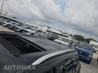 2025 Ford Explorer Platinum - miniatura 9