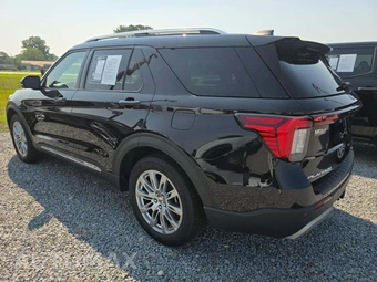 2025 Ford Explorer Platinum - miniatura 2