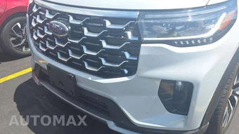 2025 Ford Explorer Platinum - miniatura 19