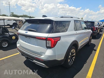 2025 Ford Explorer Platinum - miniatura 4